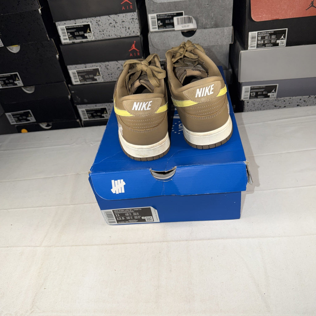 Size 11 - Undefeated x Nike Dunk SP Low Canteen