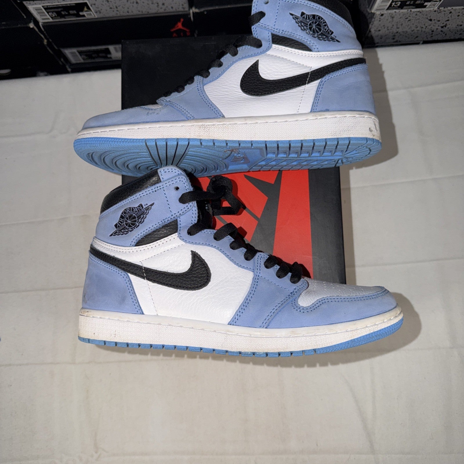 Size 8.5 - Jordan 1 Retro OG High University Blue