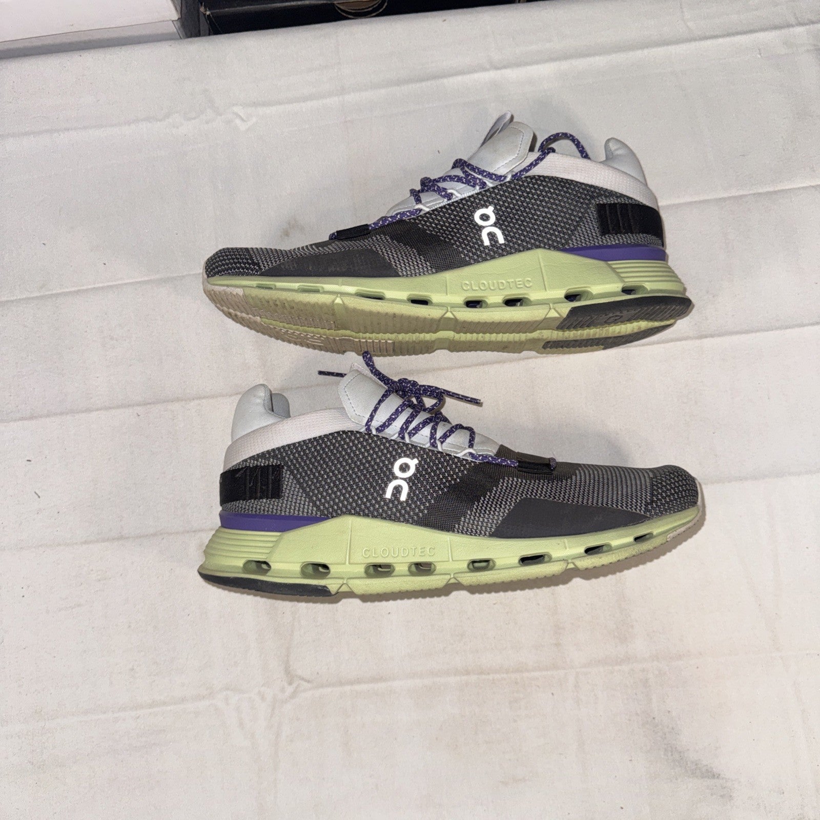 On Cloud Sneaker 26.98389 Size 11