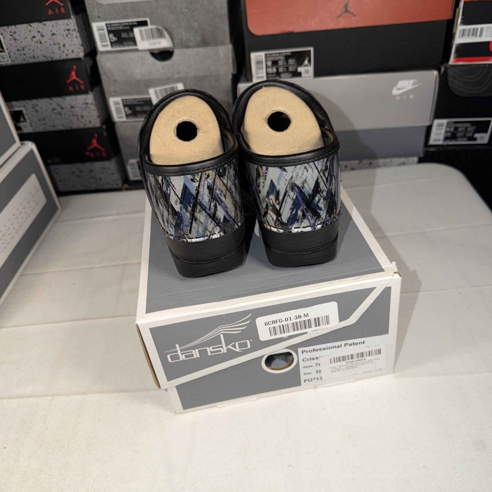 Size 38 (7.5W-8W) Dansko Professional Clogs Womens 706620202