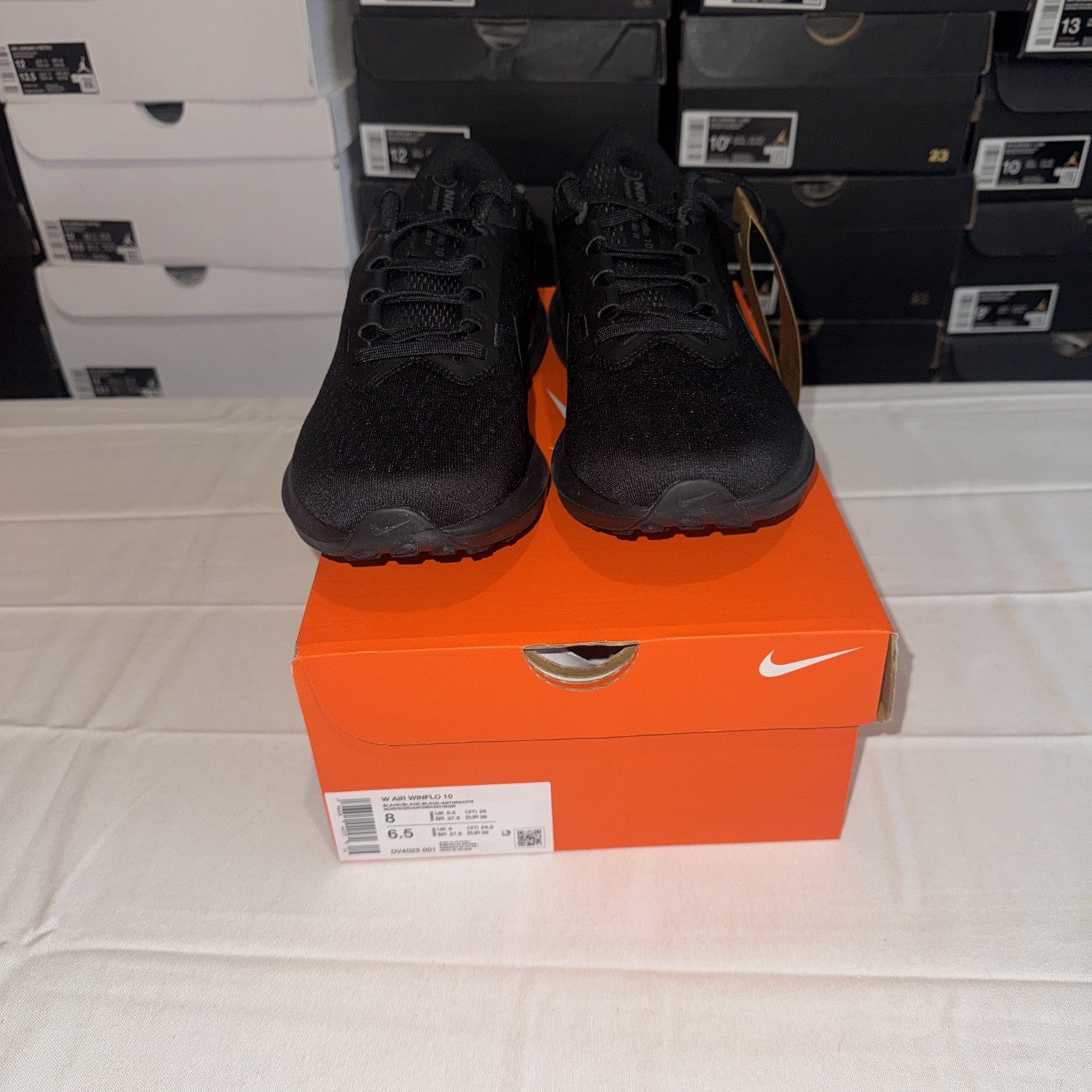 Nike Air Winflo 10 DV4023 001 Women's Size 8