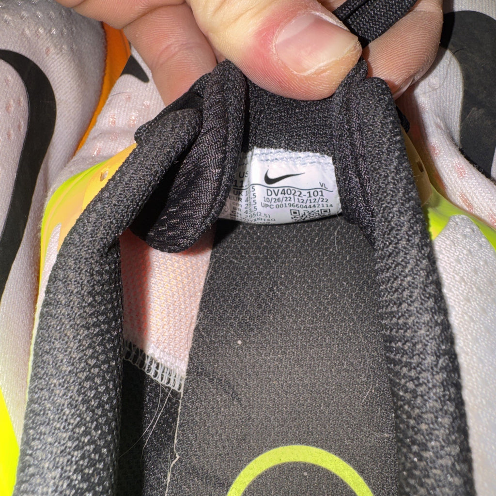 Nike Winflo 10 Men's Size 11.5 White Volt Laser Orange DV4022 101