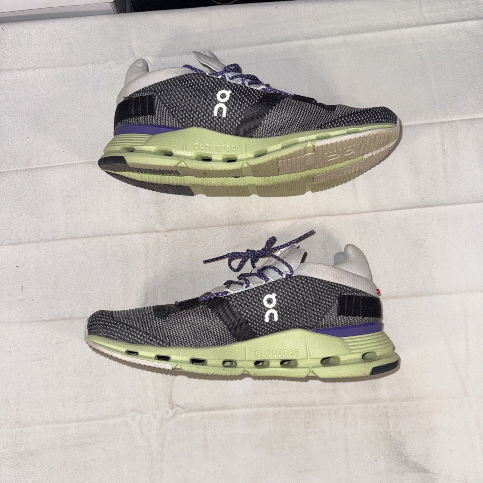 On Cloud Sneaker 26.98389 Size 11