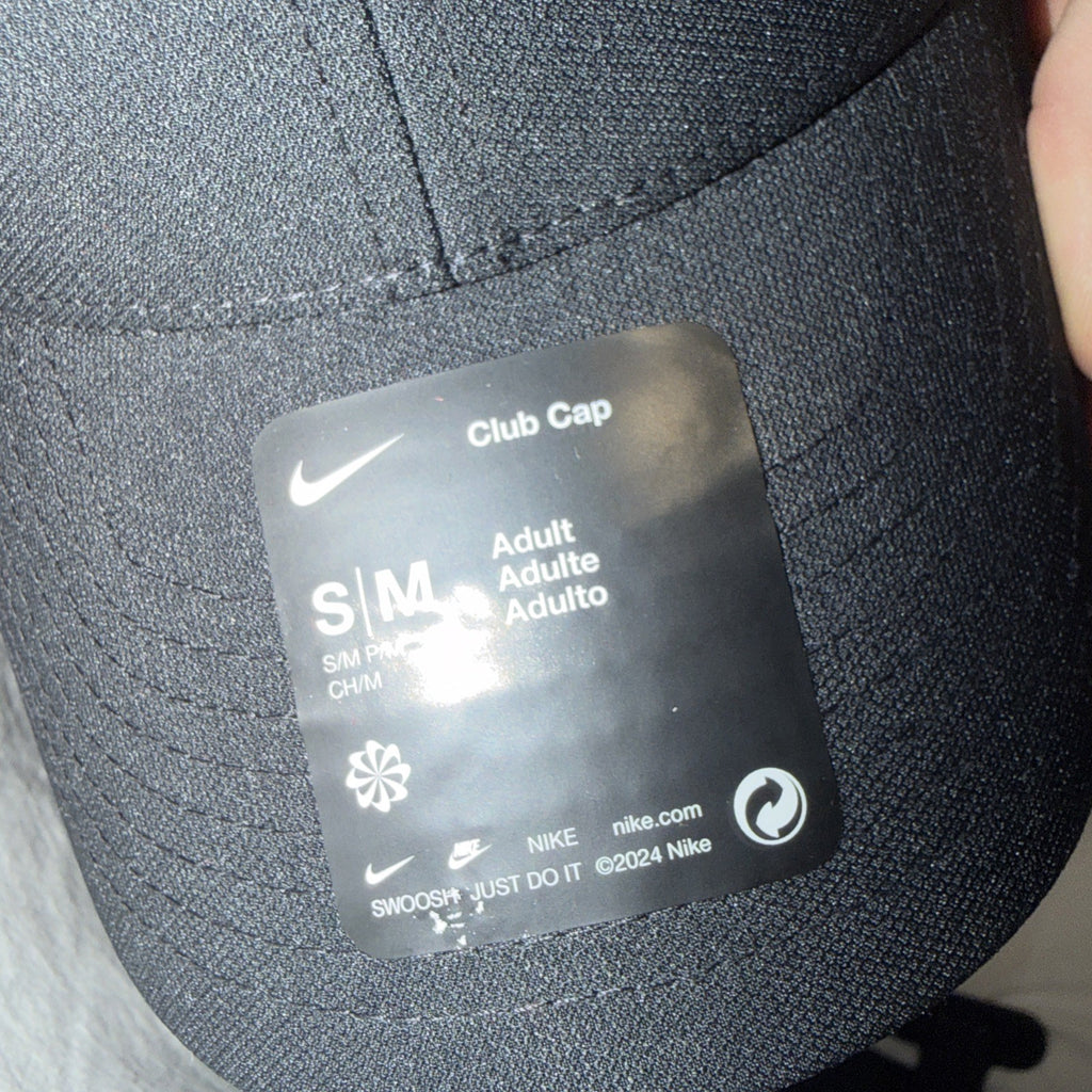 NWT Nike Dri-Fit Club Cap Adult Size S/M Black Hat Golf Running 0050-0053