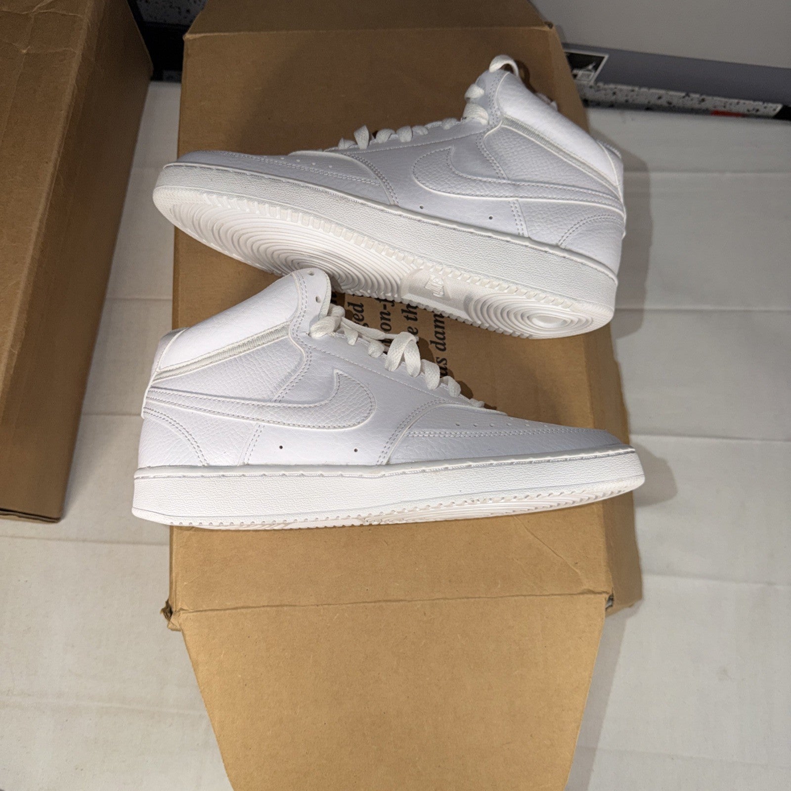 Nike Court Vision Mid Triple White Size 8 cd5536 100