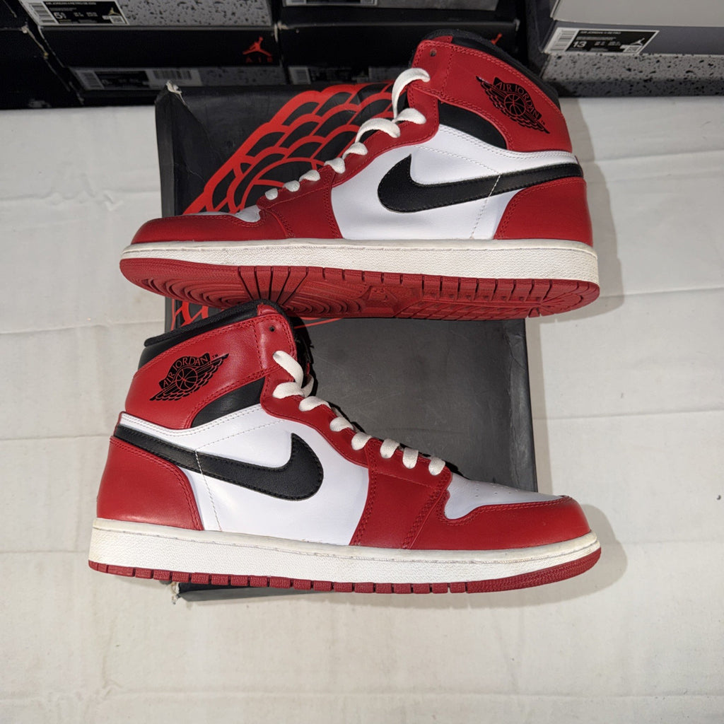 Size 10 - Jordan 1 Retro High Chicago 2013