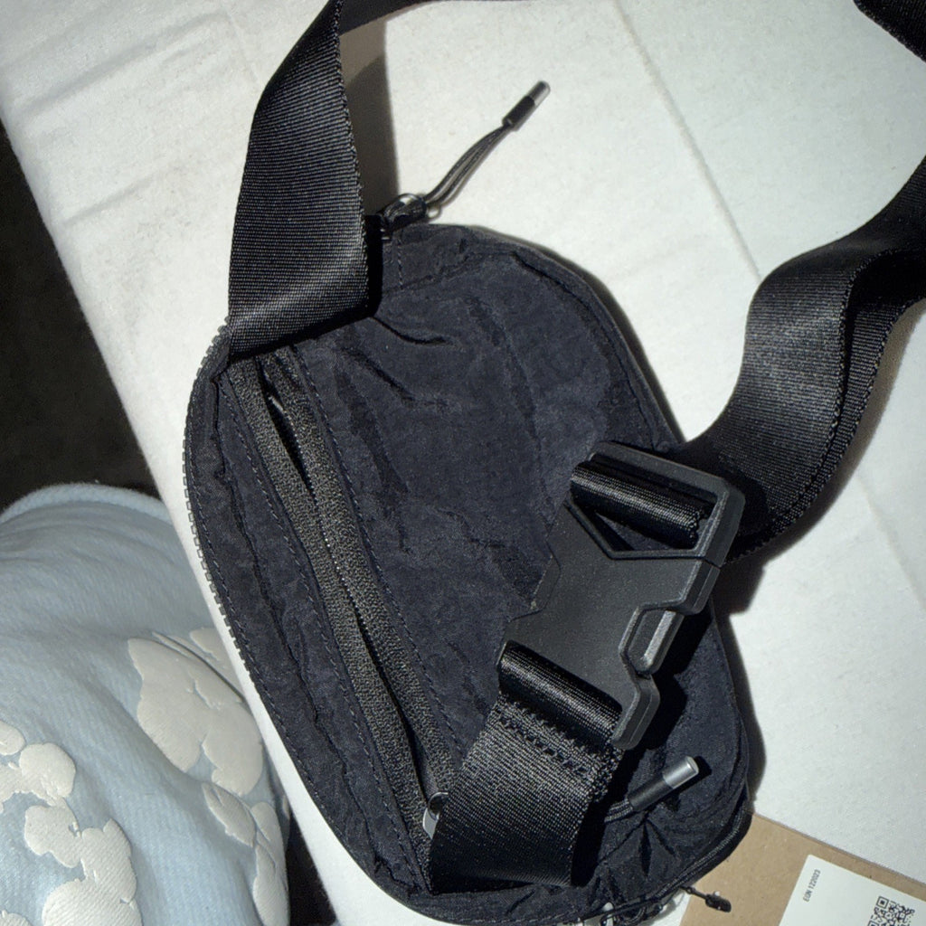 Nike Aura Crossbody Bag 2L Unisex Sportswear Bag Casual Waistpack New 0275-0276